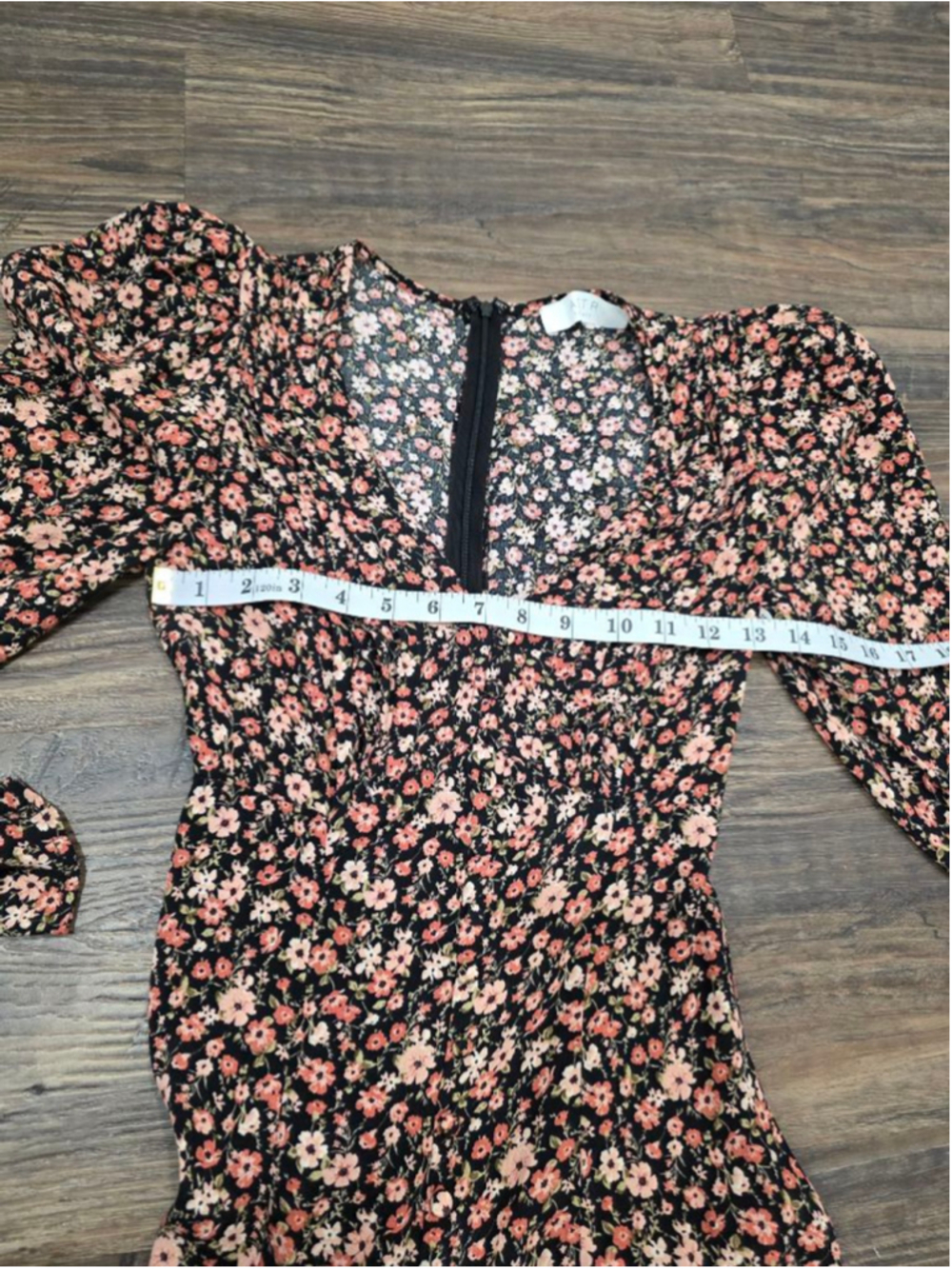 ASTR The Label Floral Midi Dress XS Black Pink Puff Sleeve V Neck Slit NWOT - Picture 10 of 13